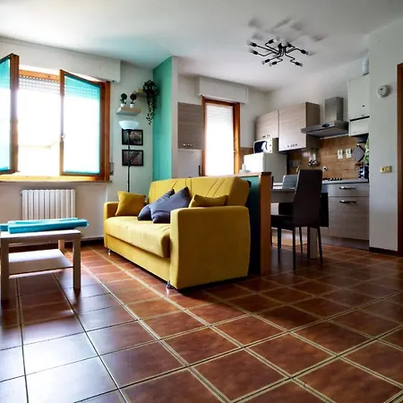 Casa Zoe Free Parking,self Check In & Free Wi Fi Apartment
