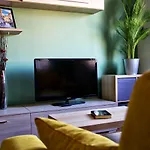 Apartment Casa Zoe Free Parking,self Check In & Free Wi Fi *