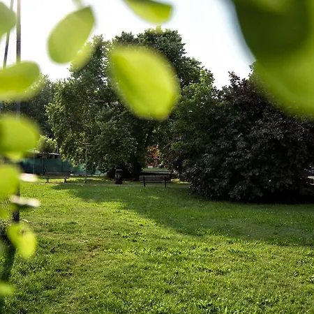 Casa Zoe Free Parking,self Check In & Free Wi Fi Apartment Parma