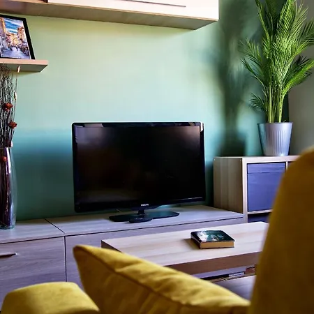 Apartment Casa Zoe Free Parking,self Check In & Free Wi Fi *